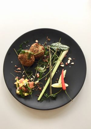 A picture of Emperor Cakes with Kachchi Kairi Relish.