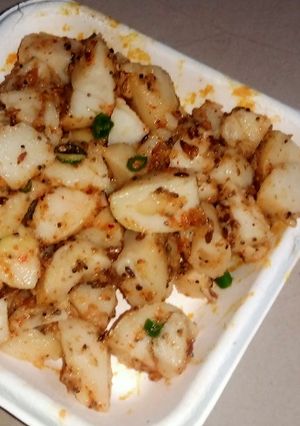 मसाला आलू (Masala aloo recipe in hindi) रेसिपी मुख्य फोटो