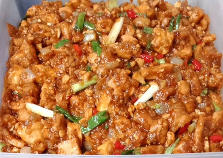 Langkah Mudah untuk Menyiapkan Tofu &amp; Chicken Kungpao, Lezat Sekali