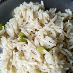 A picture of Namkeen rice.