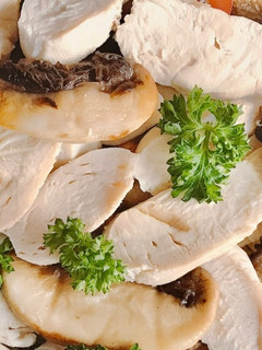 Hình của món Salad Nấm Mỡ Ức Gà Luộc.