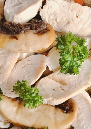 Hình của món Salad Nấm Mỡ Ức Gà Luộc.