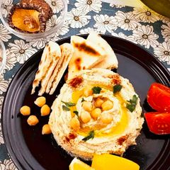 A picture of Delicious Hummus made with Shiitake powder.