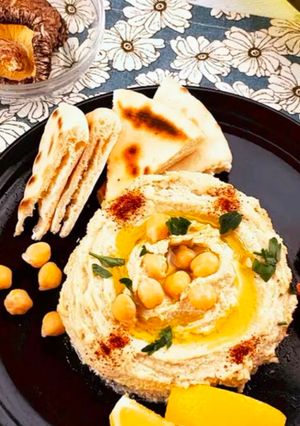 A picture of Delicious Hummus made with Shiitake powder.