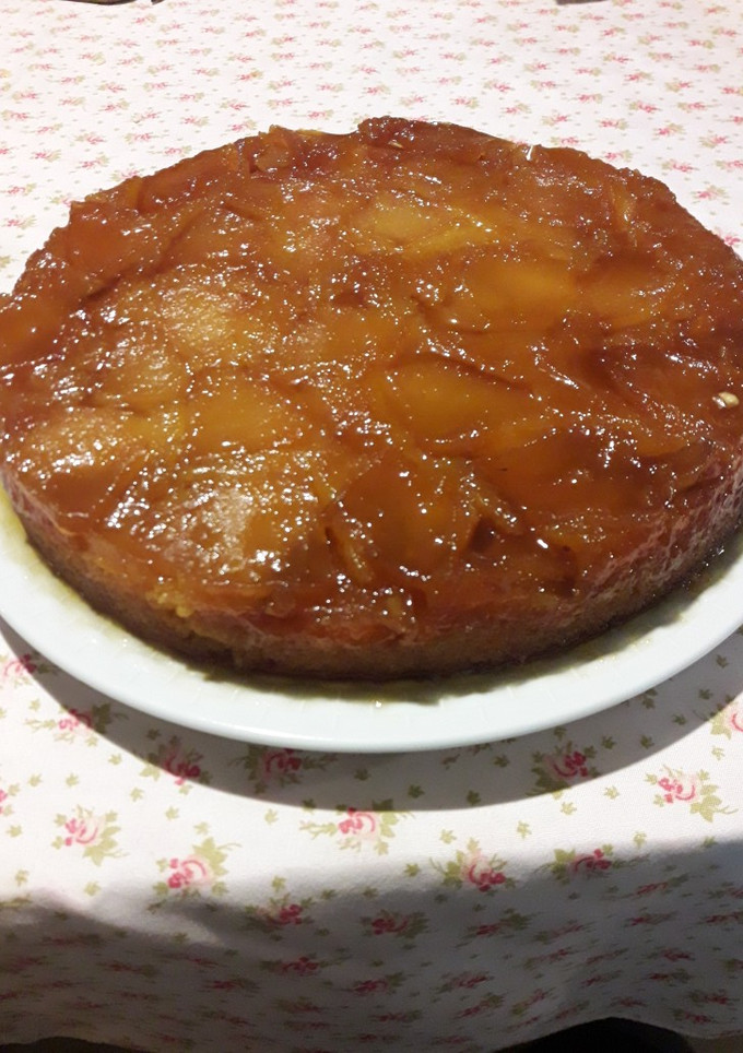 Una foto de Torta invertida de Manzanas🍎🍏
