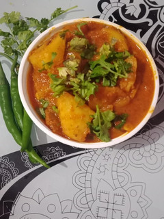 परवल की सब्जी(Parwal ki sabzi recipe in Hindi) रेसिपी मुख्य फोटो