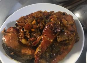 Hình của món Cá kho tộ.
