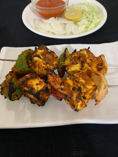 પનીર ટિક્કા (Paneer Tikka Recipe In Gujarati) રેસીપી મુખ્ય ફોટો