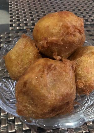 A picture of Yam balls.
