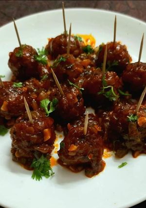 वेजिटेबल मंचूरियन (vegetable manchurian recipe in Hindi) रेसिपी मुख्य फोटो
