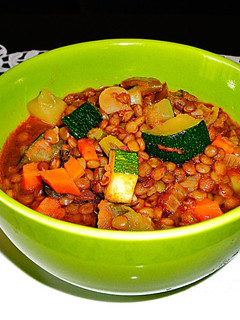 Foto principal de Lentejas con verduras variada - vegano