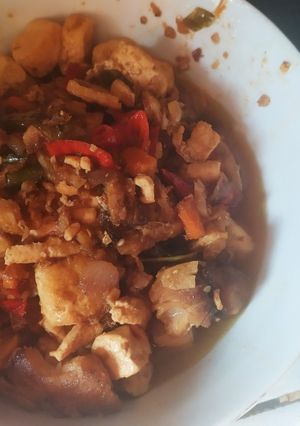Foto resep Ikan pari asap tahu putih pedas