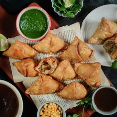 Classic aloo samosa A picture of Classic aloo samosa.