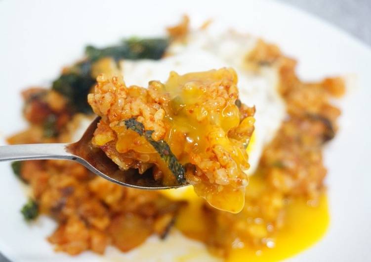 How to Make Award-winning Korean Kimchi Fried Rice (Easy)