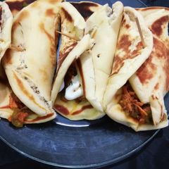 A picture of Shawarma.
