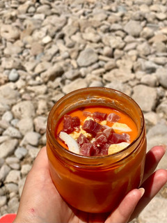 Una foto de Salmorejo cordobés sin pan