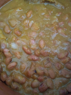 Una foto de Frijoles con rabo de toro estilo Arguiñano
