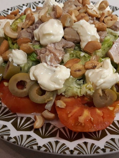 Una foto de Ensalada de hígado de bacalao