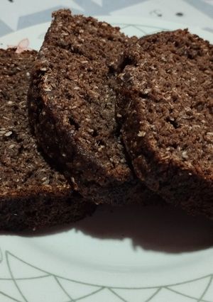 Una foto de Budín de chocolate y banana con harina integral y coco