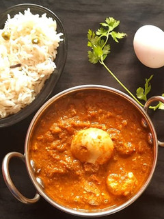 எக் மசாலா கறி(egg masala curry recipe in tamil) செய்முறை முக்கிய புகைப்படம்