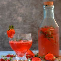 Thyme for berry mocktail A picture of Thyme for berry mocktail.