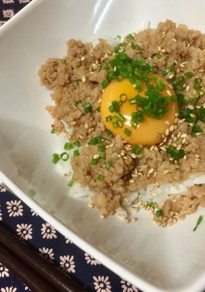A picture of Japanese Seasoned Chicken Crumbles.
