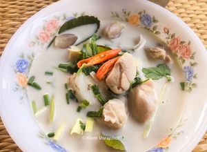รูปของ แกงข่าไก่