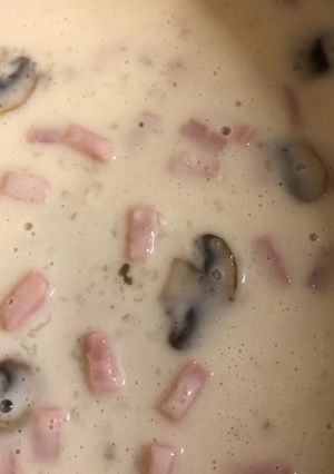 Una foto de Salsa Parisienne