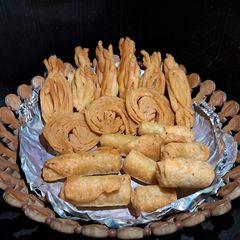 A picture of # FM W3 (tofee, jilebi, cinnamon) shape.