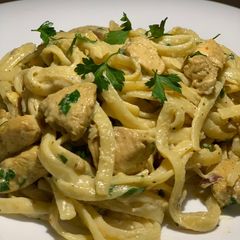 Chicken Alfredo A picture of Chicken Alfredo.