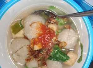 Foto resep Kuah Bakso solo sederhana