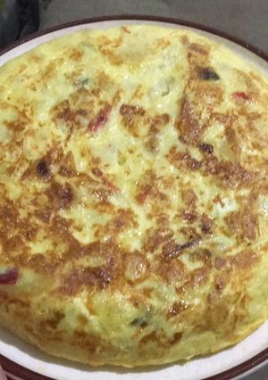 Foto principal de Tortilla de patatas con pimientos