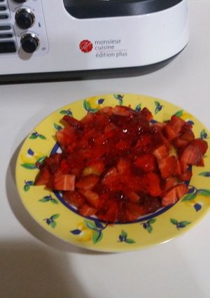 Una foto de Fresa con gelatina y piña