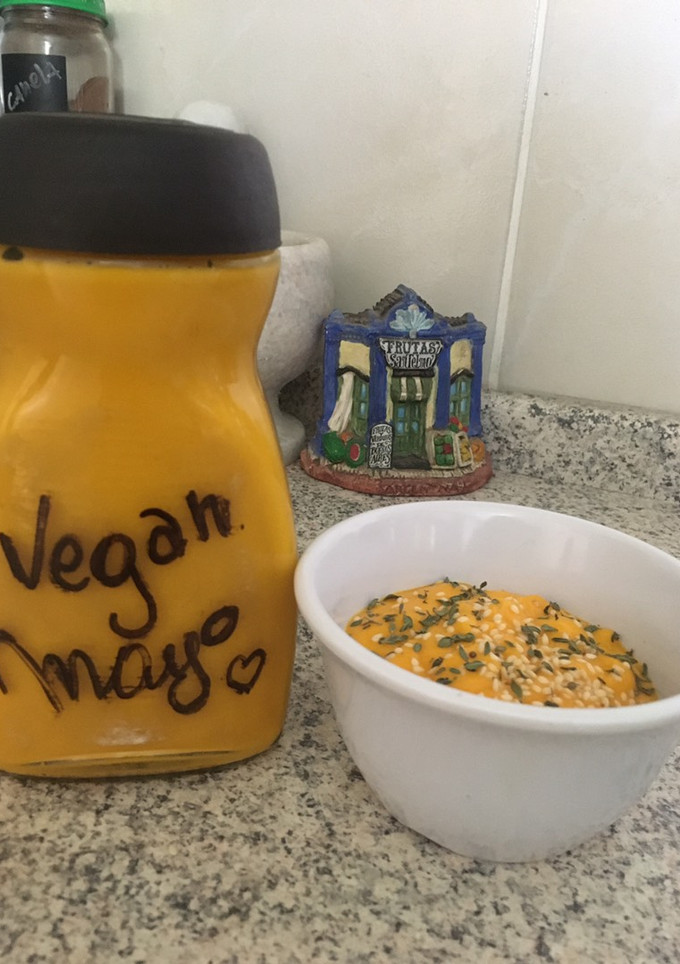 Una foto de Carrot Vegan Mayo