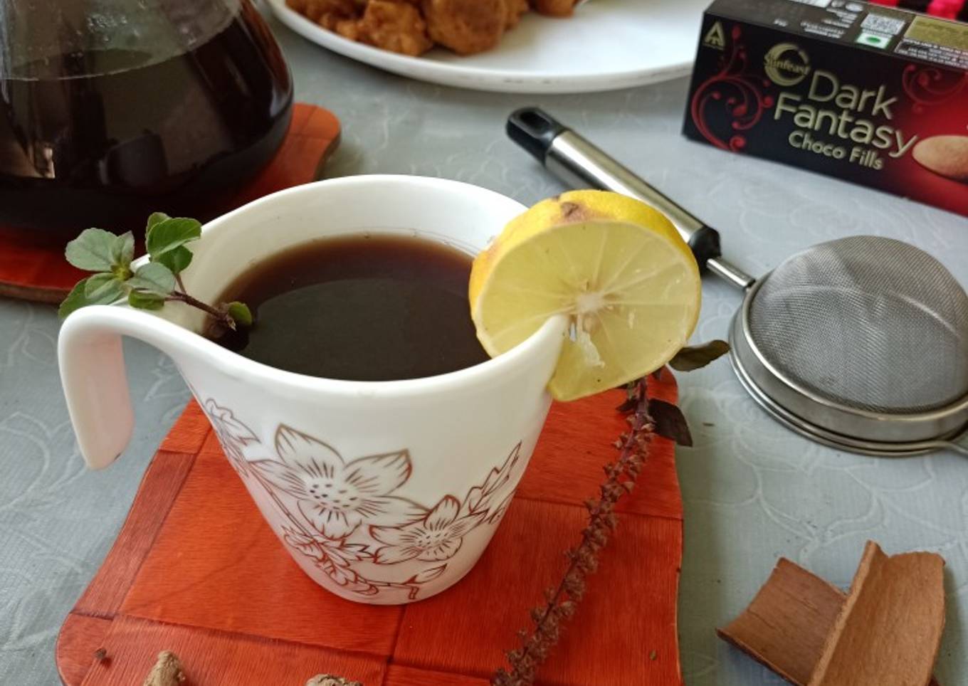 Ginger and lemony black tea