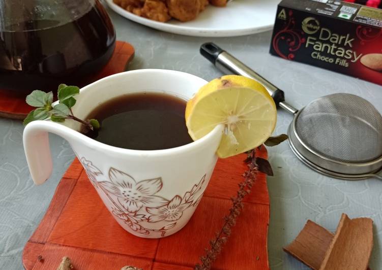 Step-by-Step Guide to Prepare Super Quick Homemade Ginger and lemony black tea