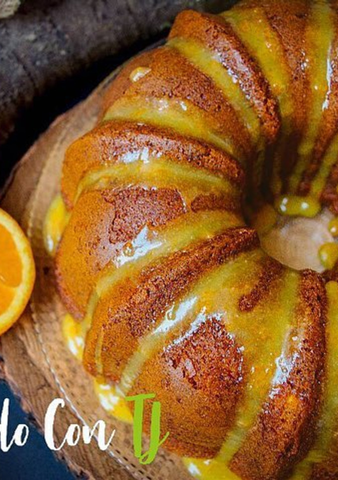 Una foto de 🍊Bundt cake de naranja y queso🧀