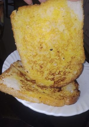 A picture of French toast.