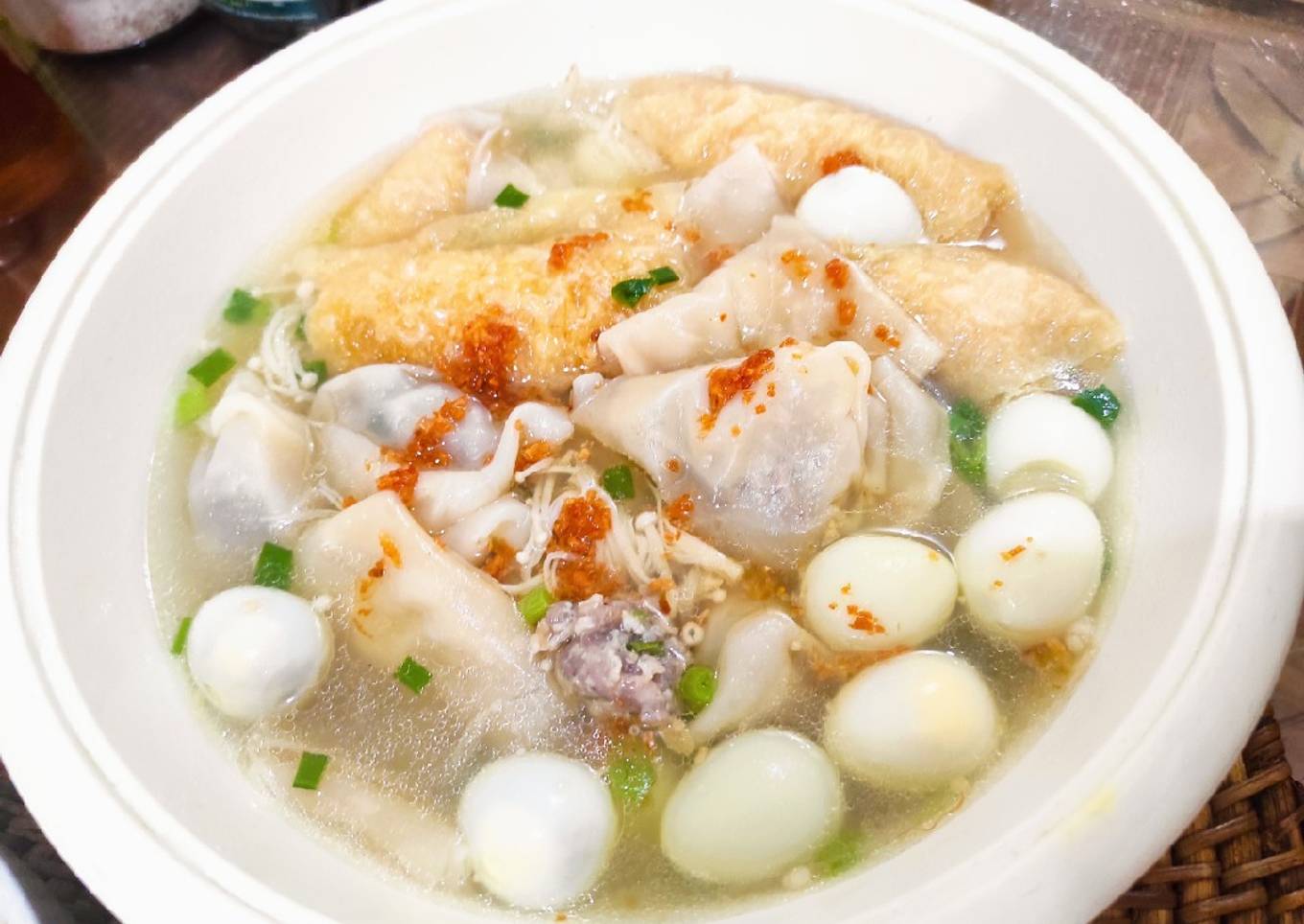 Wonton soup