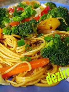 صورة لوصفة نودلز بالخضار