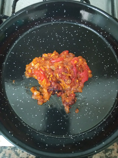 Una foto de Marca o sofrito para paella
