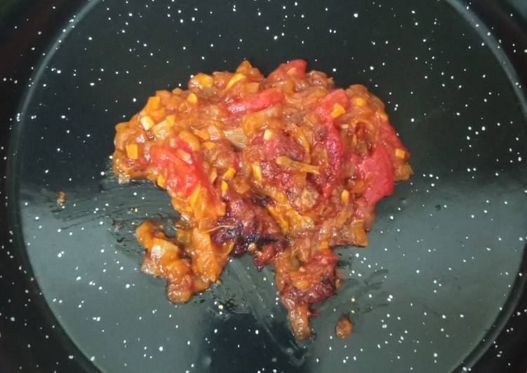 Marca o sofrito para paella