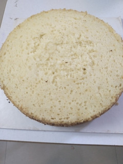 வெண்ணிலா கேக்(Vanilla cake recipe in tamil) செய்முறை முக்கிய புகைப்படம்