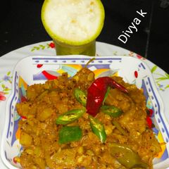 A picture of Lauki sabzi.