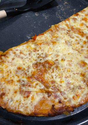 Una foto de Pizza con harina común e integral ✨