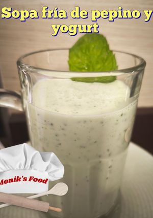 Una foto de Sopa fría de pepino y yogur 😋