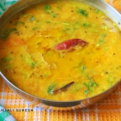 A picture of Khatti meethi Arhar ki Dal.