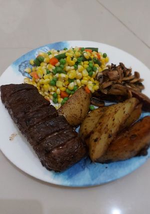 Foto resep Beef Steak with Potato Wedges