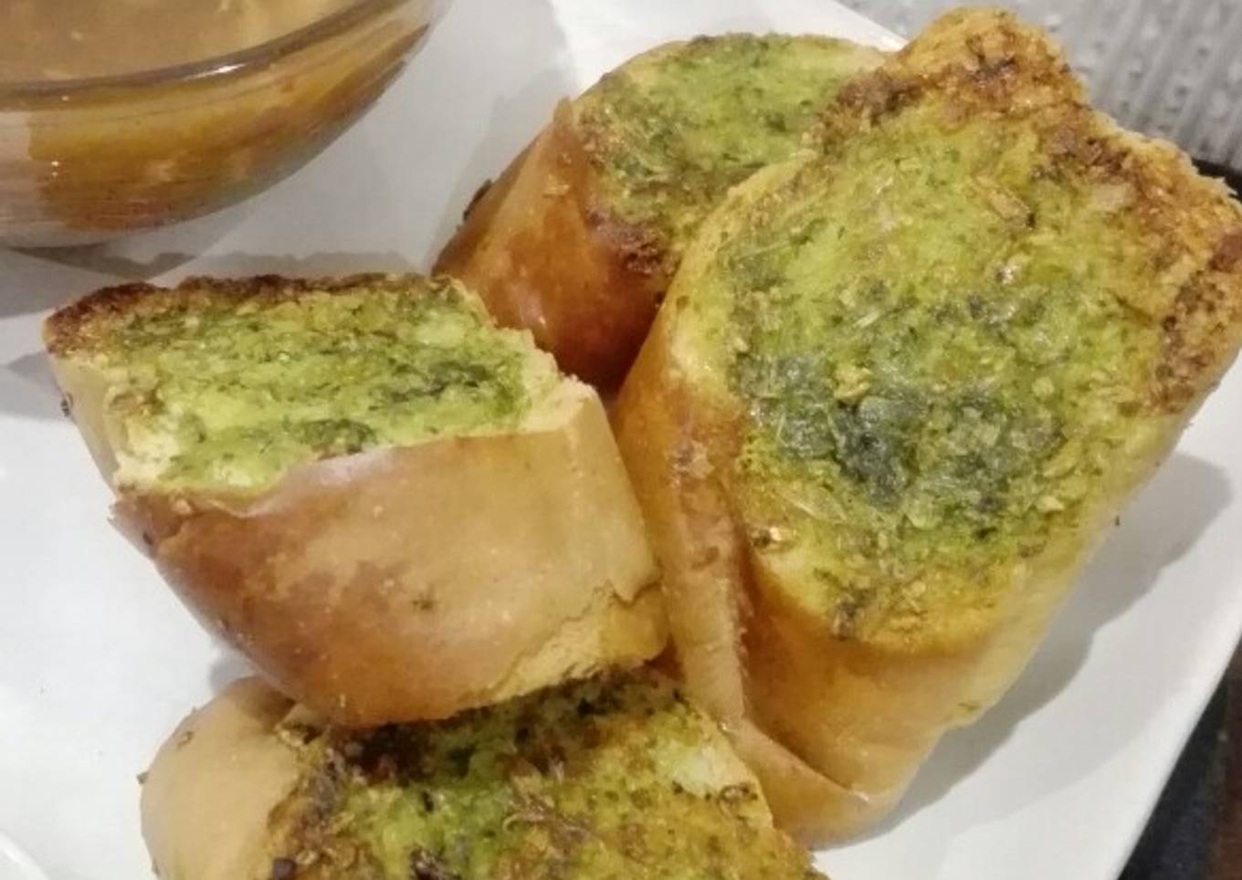 Garlic bread with 19 b soup