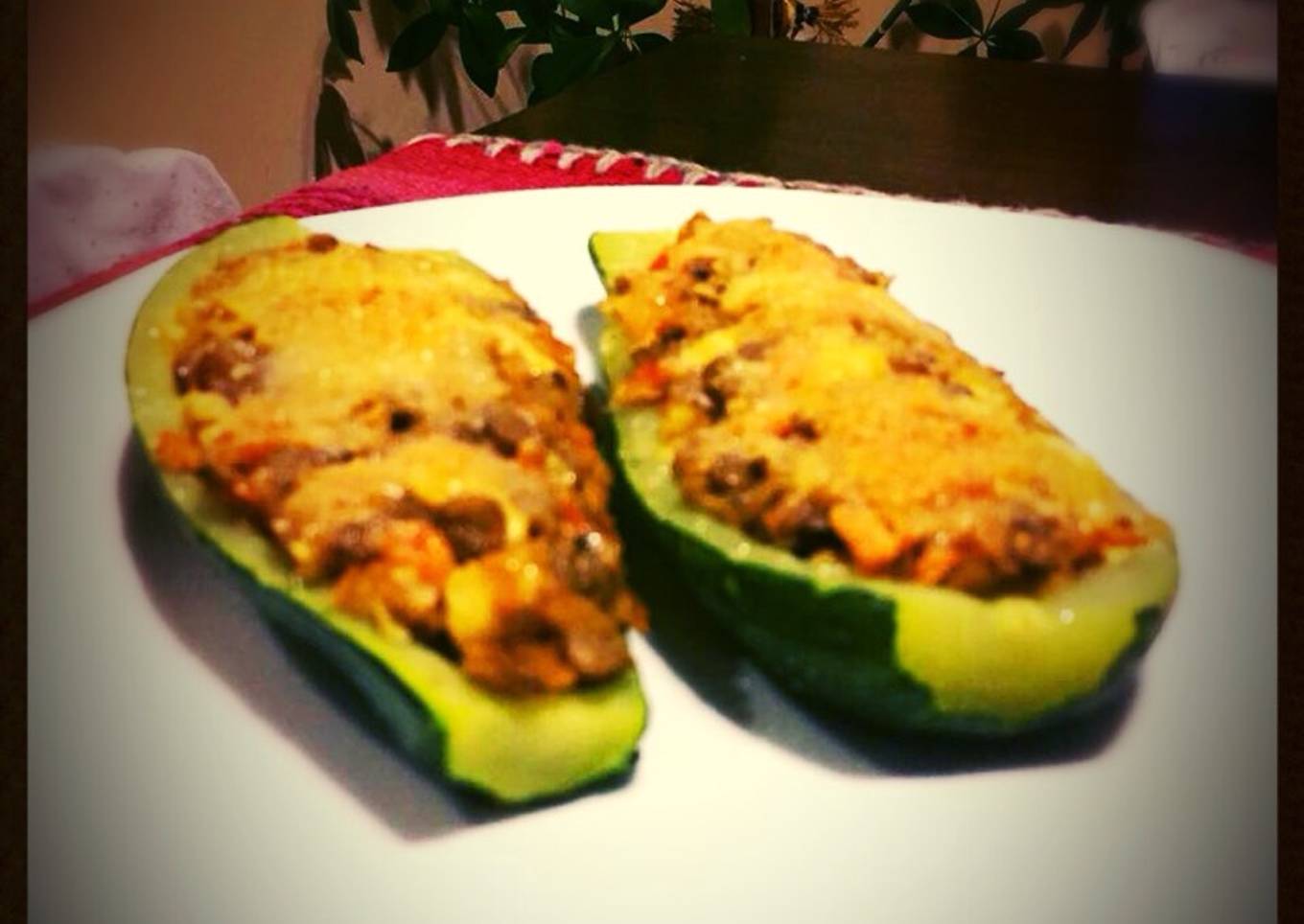Zapallitos italianos rellenos con lentejas